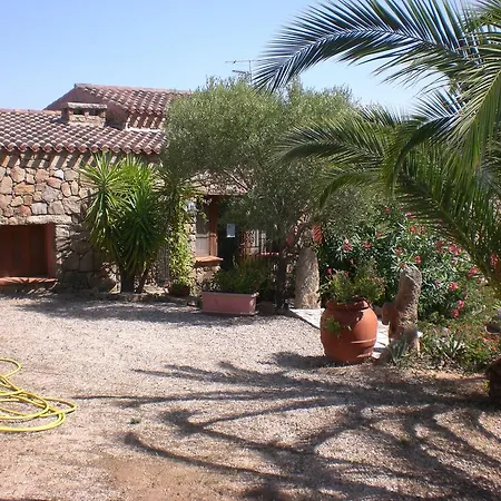 Turismo Rurale Montitundu Hotel