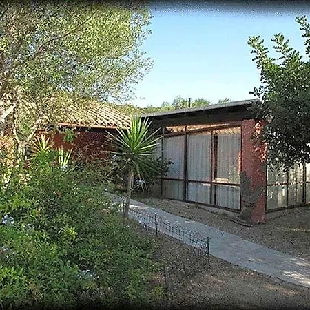 Turismo Rurale Montitundu Hotel *