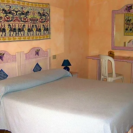 Szálloda Turismo Rurale Montitundu *